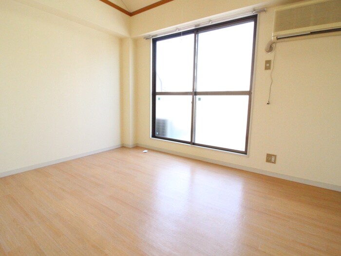 物件内観写真11　(居室)