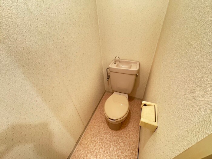 物件内観写真12　(トイレ)