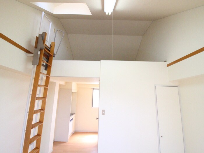 物件内観写真12　(居室)