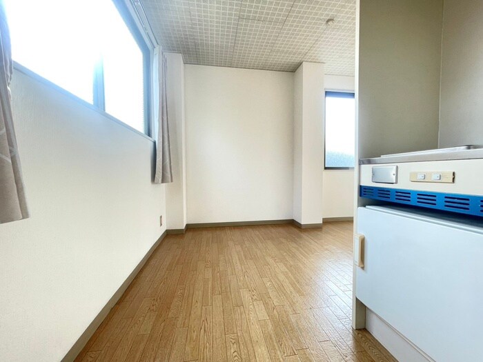 物件内観写真14　(廊下)