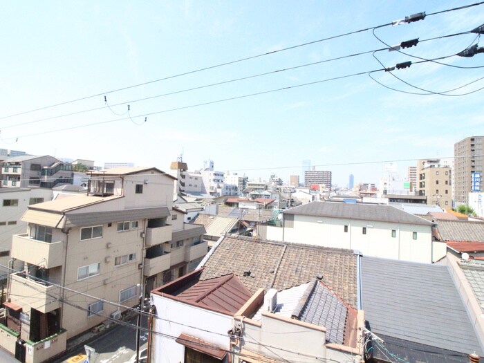 物件内観写真15　(室内からの展望)