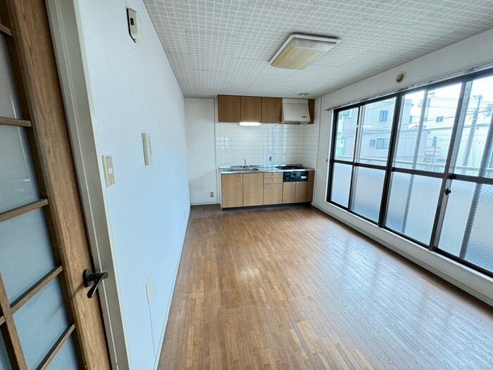 物件内観写真17　(居室)