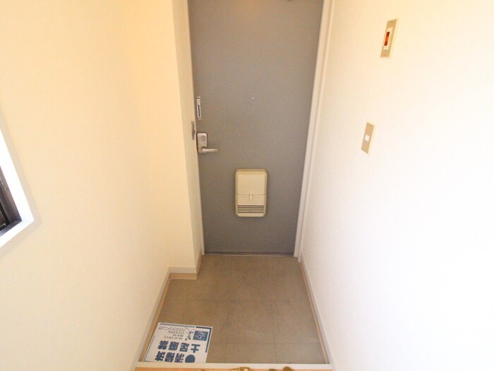 物件内観写真19　(玄関)