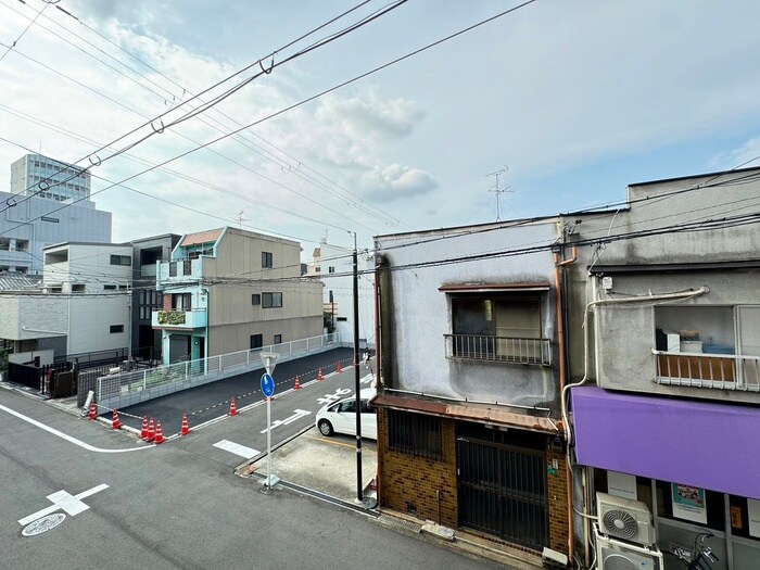 物件内観写真21　(室内からの展望)