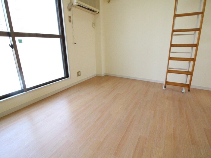物件内観写真22　(居室)