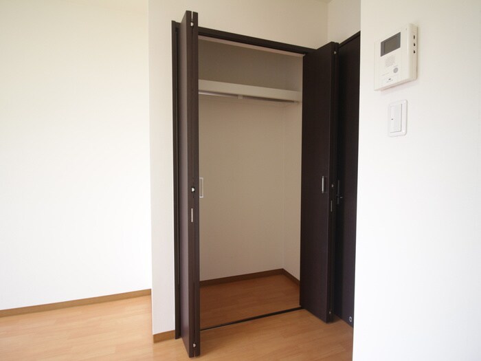 物件内観写真13　(収納)