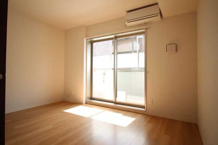 物件内観写真8　(居室)