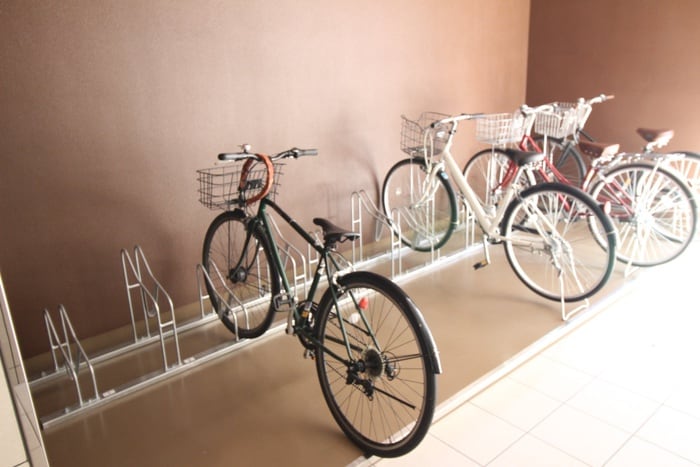 物件外観写真4　(駐輪場)