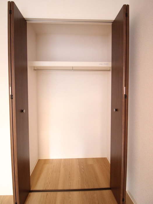 物件内観写真13　(収納)