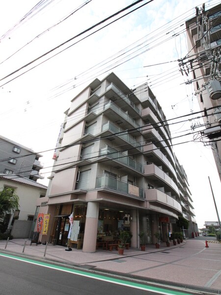 ｃｅｄａｒ　ｖｉｌｌａｇｅ外観写真
