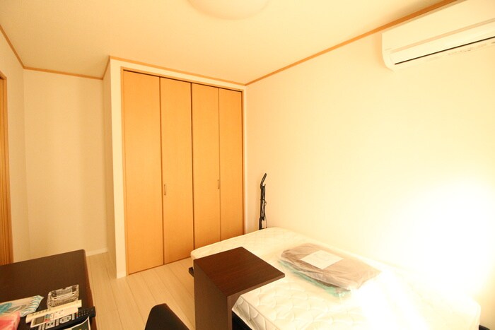 物件内観写真10　(居室)