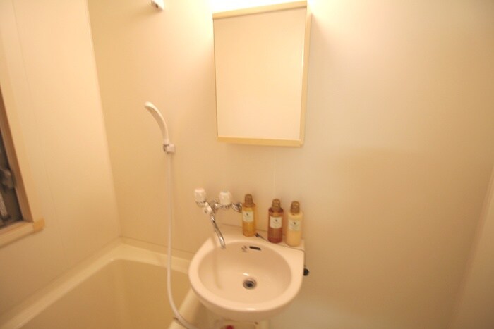 物件内観写真11　(洗面)