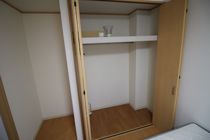 物件内観写真13　(収納)