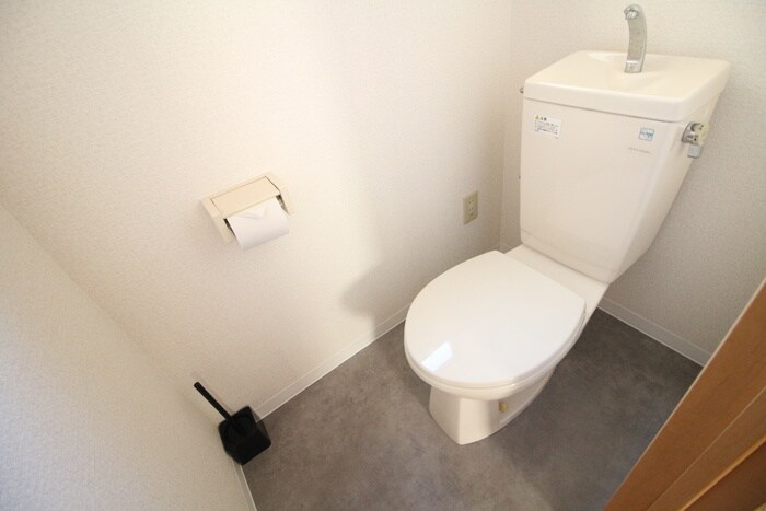 物件内観写真14　(トイレ)