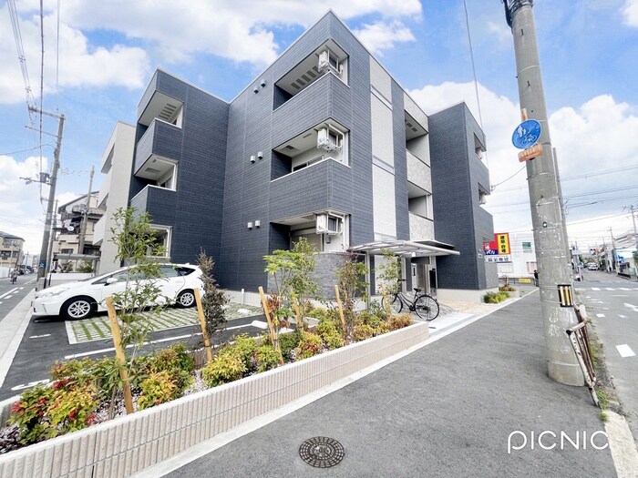 物件外観写真1　(外観写真)