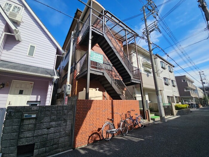 物件外観写真2　(外観写真)