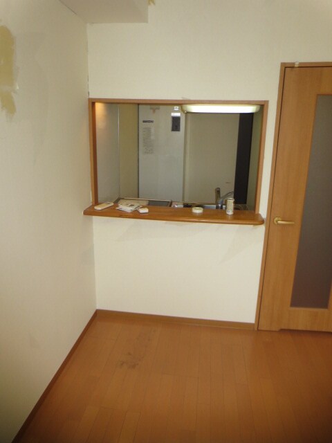 物件内観写真12　(居室)