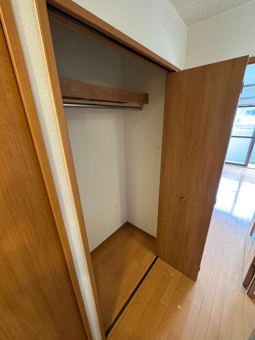 物件内観写真15　(収納)