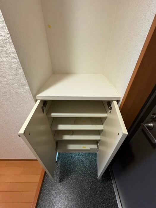 物件内観写真16　(靴箱)