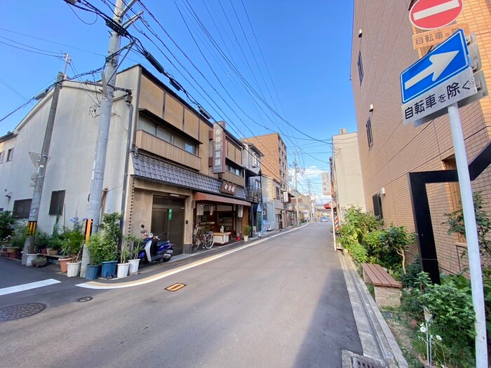 物件外観写真6　(周辺環境)