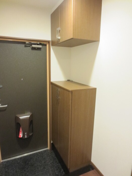 物件内観写真11　(靴箱)