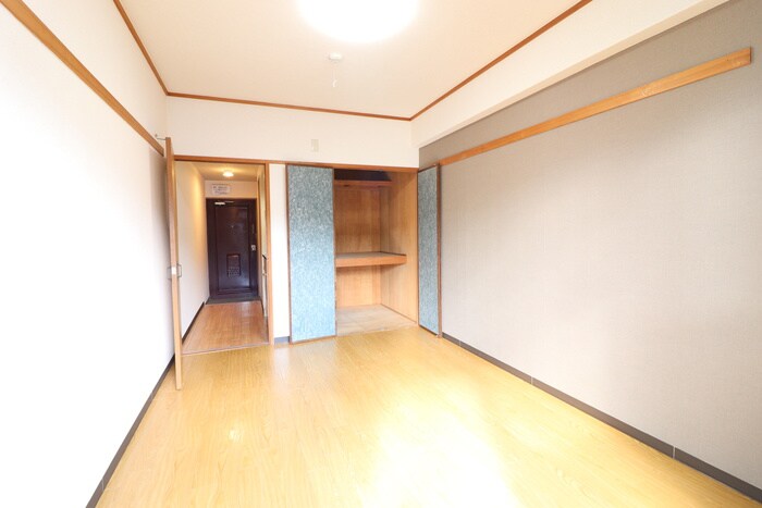 物件内観写真7　(居室)