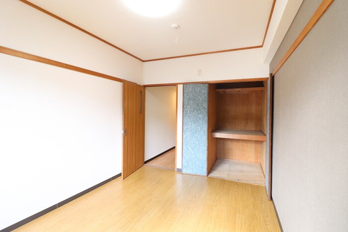 物件内観写真19　(居室)