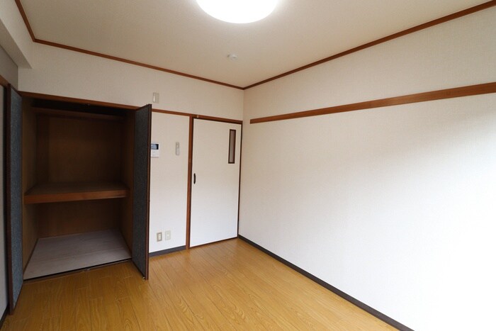 物件内観写真19　(居室)