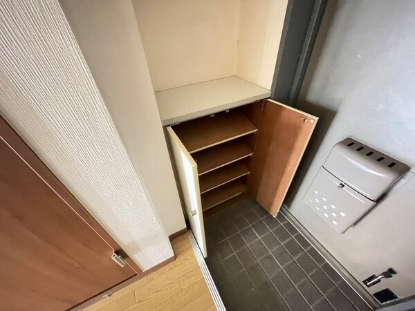 靴箱