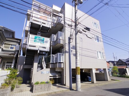 マンションＡ外観写真