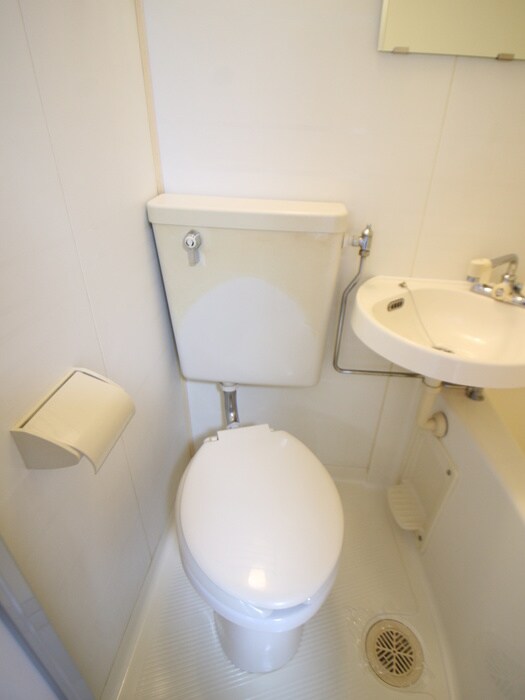 物件内観写真8　(トイレ)