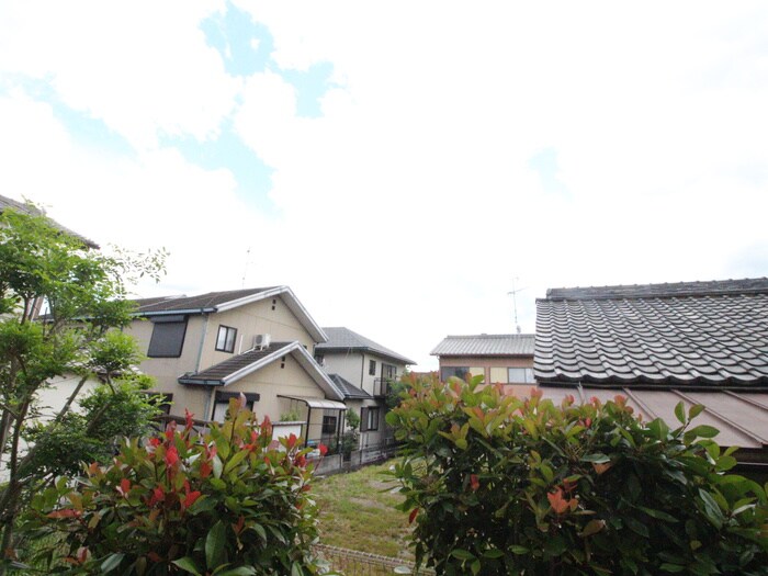 物件内観写真22　(室内からの展望)