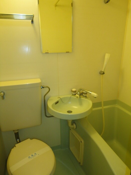 物件内観写真9　(トイレ)