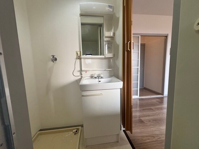 物件内観写真12　(洗面)