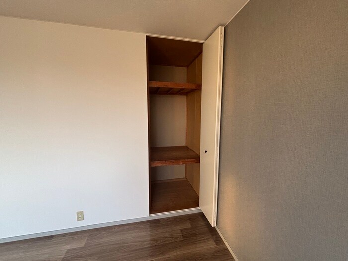 物件内観写真16　(収納)