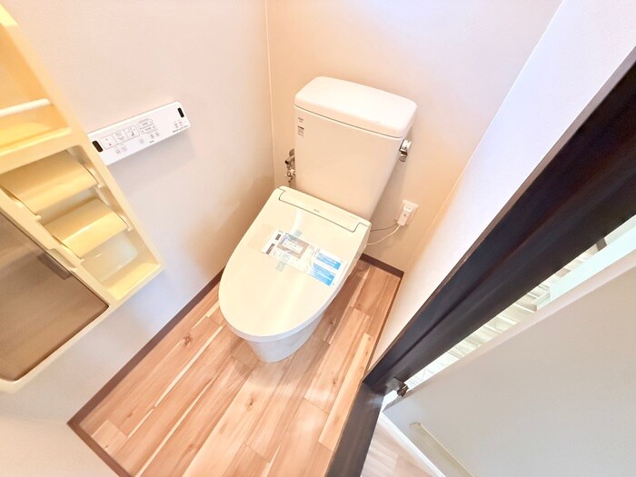 物件内観写真10　(トイレ)