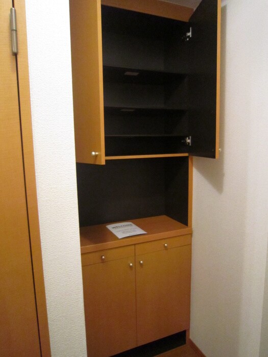 物件内観写真15　(靴箱)