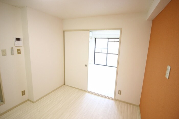 物件内観写真10　(内観写真)