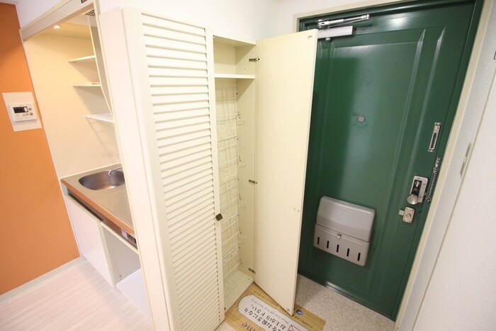 物件内観写真16　(靴箱)