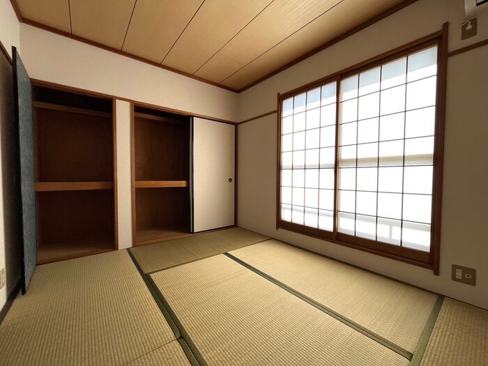 物件内観写真7　(居室)