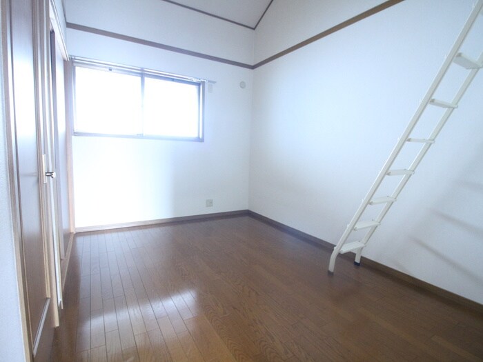 物件内観写真8　(居室)