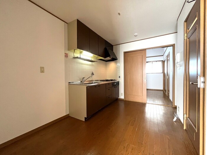 物件内観写真9　(居室)