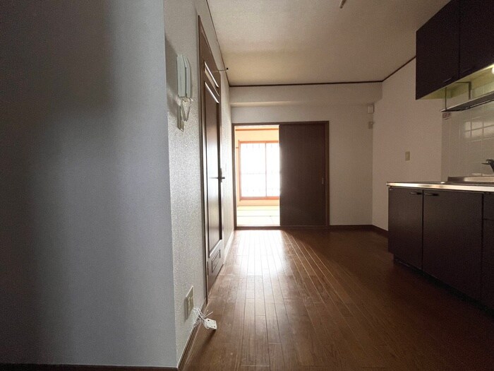 物件内観写真10　(居室)