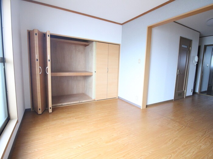 物件内観写真15　(居室)