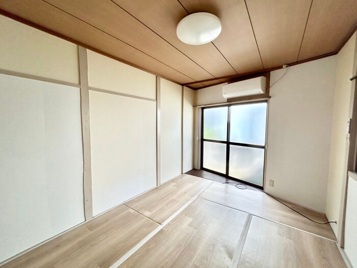 物件内観写真8　(居室)