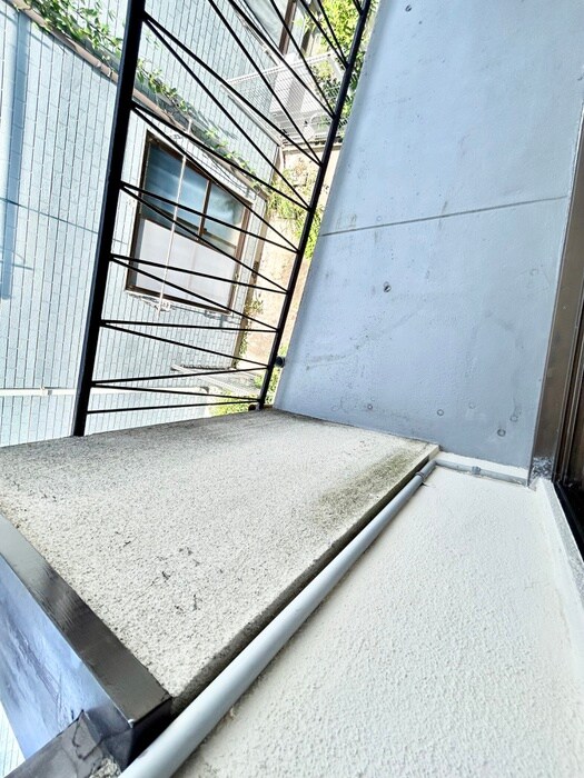 物件内観写真17　(洗濯機置場)