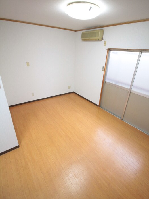 物件内観写真11　(居室)