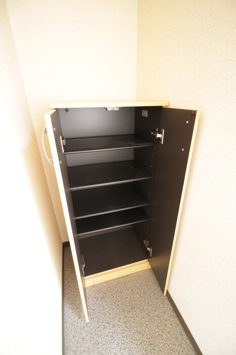 物件内観写真18　(靴箱)