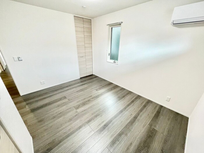 物件内観写真10　(居室)