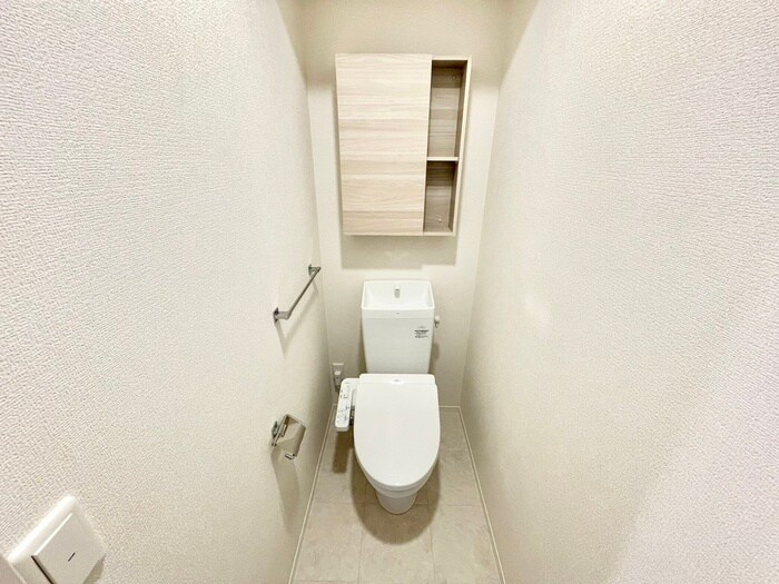 物件内観写真13　(トイレ)